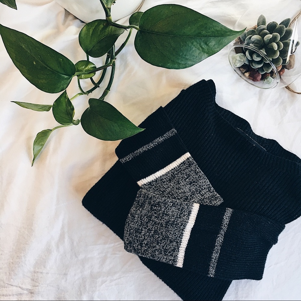 Express sweater
